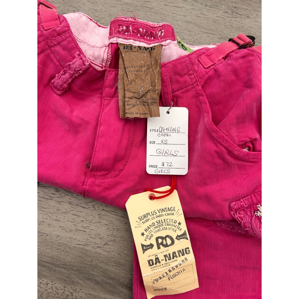 Da-Nang Surplus Vintage Girls Capri Cargo Pants Fuschia Pink Embroidered XS NWT - Picture 7 of 10